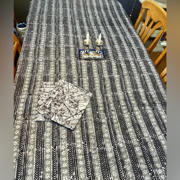 Rare Handmade Batik Tapestry Table Linens Lg Tablecloth 54"x86" Napkins 22"x22" - Picture 5 of 13